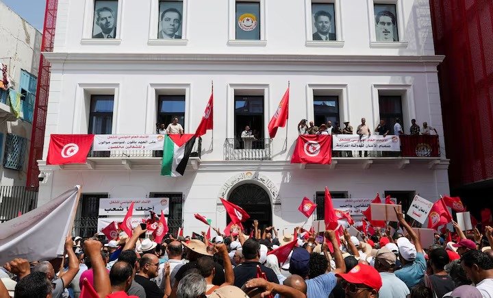 Tunisia’s UGTT Calls for Nationwide General Strike