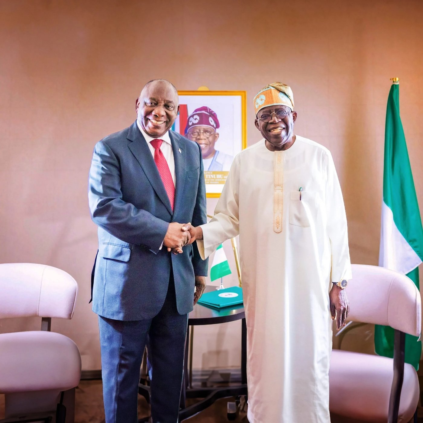 أفريقيا في 2026: هل يواصل عملاقا القارة، نيجيريا وجنوب إفريقيا، دفع عجلة النمو؟